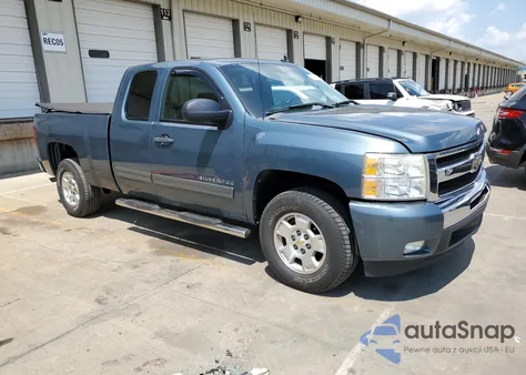 2011 Chevrolet Silverado C1500 Lt from USA, damaged, VIN 1GCRCSE04BZ263870